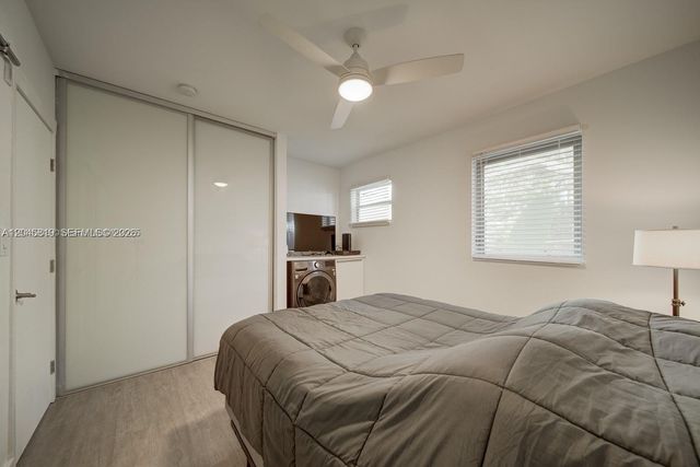 1568 Pennsylvania 325 325, Miami Beach, FL 33139