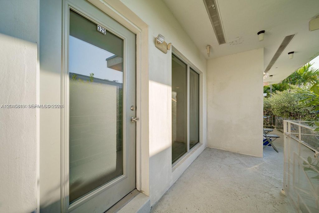 1568 Pennsylvania 325 325, Miami Beach, FL 33139