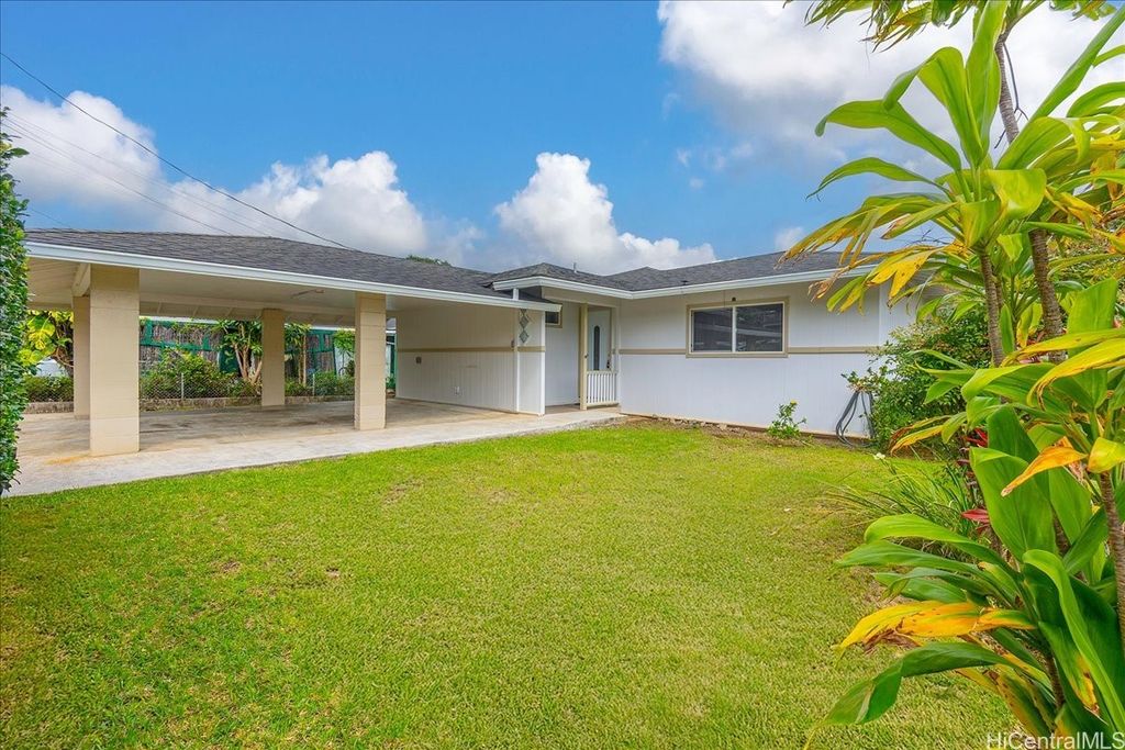 44-761 Kaneohe Bay Drive, Kaneohe, HI 96744