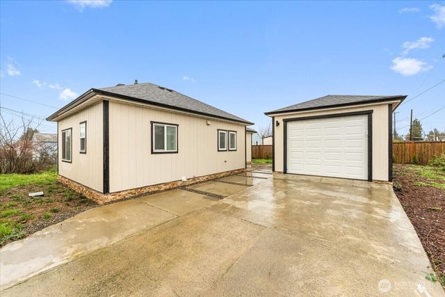 4640 E G Street, Tacoma, WA 98404