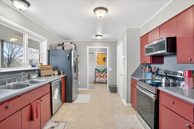 1958 W Grapevine Drive, Ozark, MO 65721