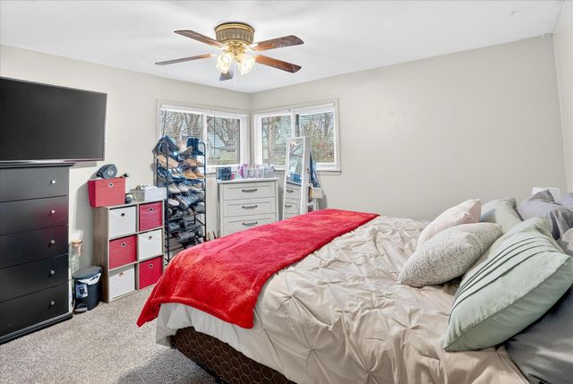 1958 W Grapevine Drive, Ozark, MO 65721