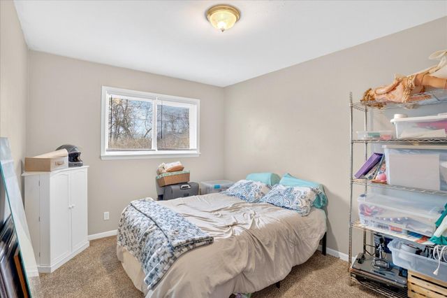 1958 W Grapevine Drive, Ozark, MO 65721