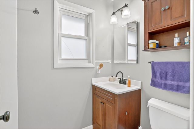 1958 W Grapevine Drive, Ozark, MO 65721