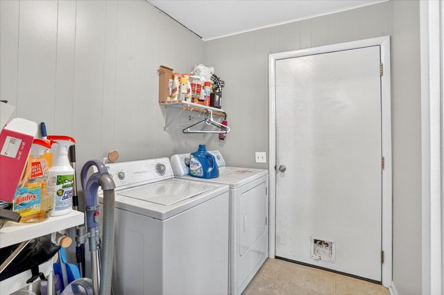 1958 W Grapevine Drive, Ozark, MO 65721