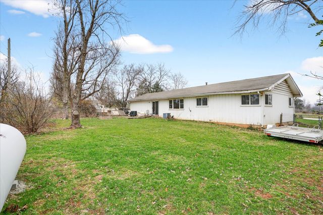 1958 W Grapevine Drive, Ozark, MO 65721
