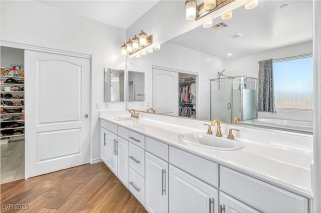 1129 Via Della Costrella, Henderson, NV 89011