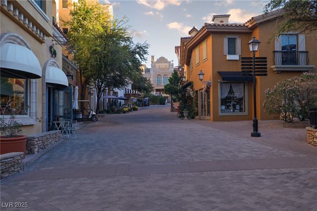 1129 Via Della Costrella, Henderson, NV 89011