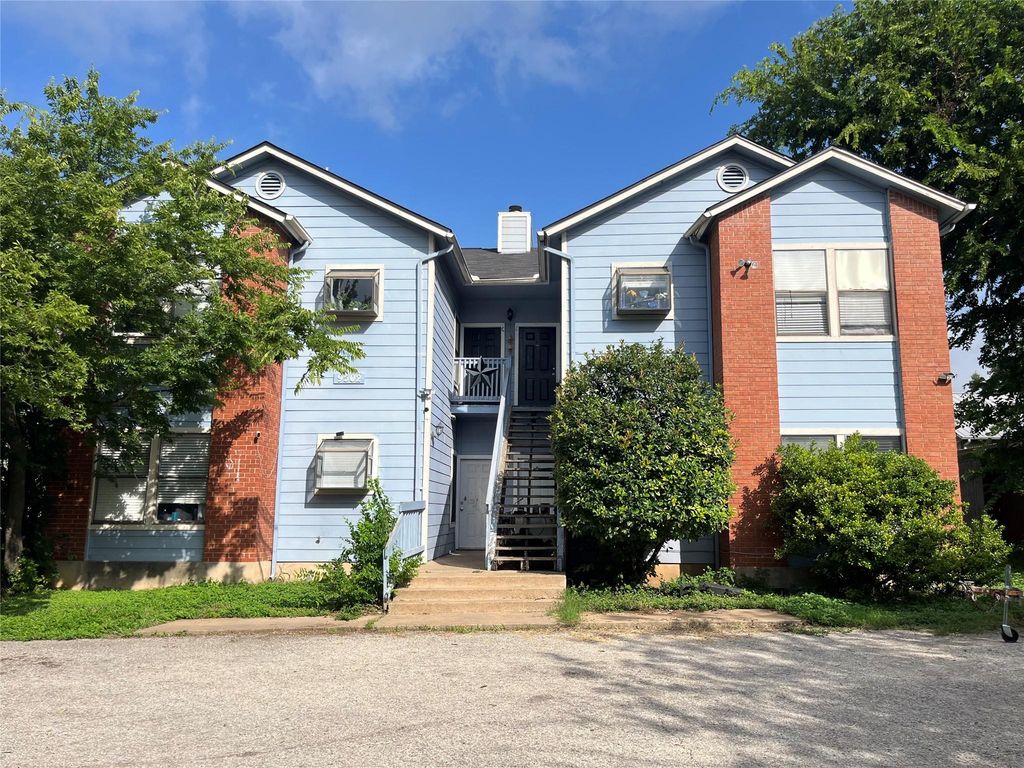 9502 Kempler DR B, Austin, TX 78748