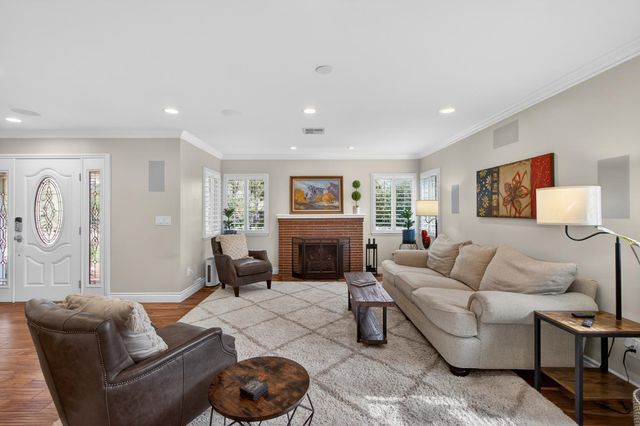 2821 Scandia Way, Carmichael, CA 95608