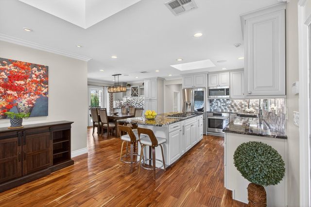 2821 Scandia Way, Carmichael, CA 95608