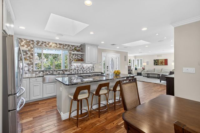 2821 Scandia Way, Carmichael, CA 95608