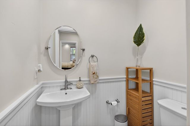 2821 Scandia Way, Carmichael, CA 95608