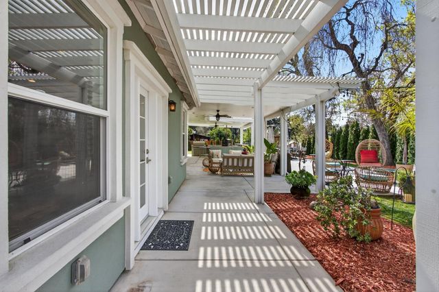 2821 Scandia Way, Carmichael, CA 95608