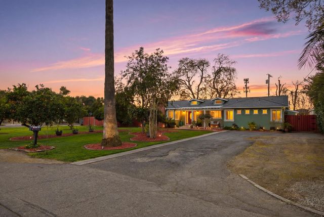 2821 Scandia Way, Carmichael, CA 95608