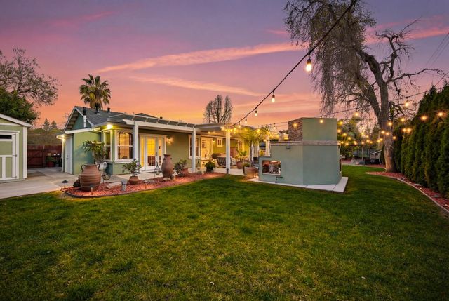 2821 Scandia Way, Carmichael, CA 95608