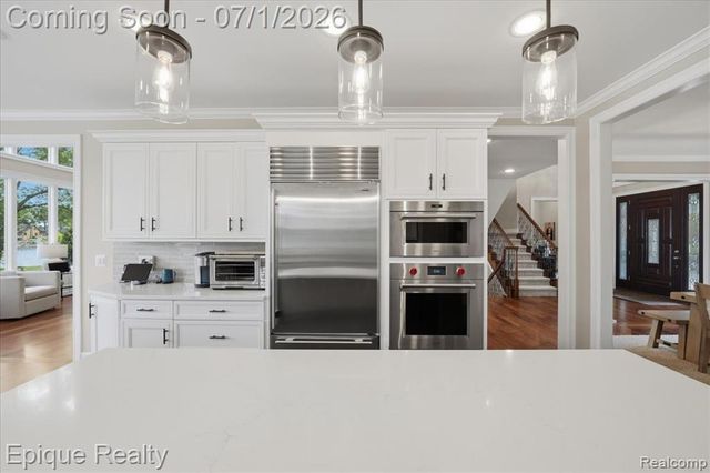 4312 Sashabaw Road, Waterford, MI 48329