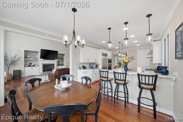 4312 Sashabaw Road, Waterford, MI 48329