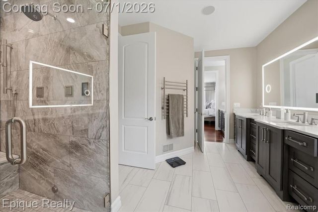 4312 Sashabaw Road, Waterford, MI 48329