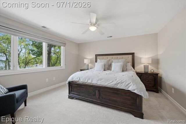 4312 Sashabaw Road, Waterford, MI 48329