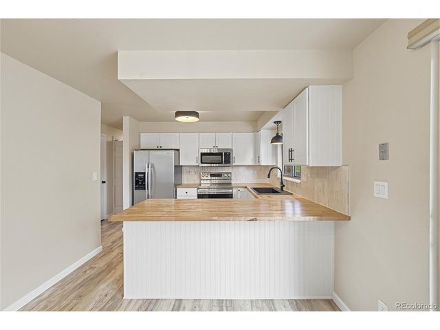 5762 Colby Ct, Fort Collins, CO 80525