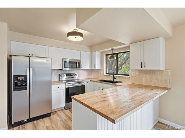 5762 Colby Ct, Fort Collins, CO 80525