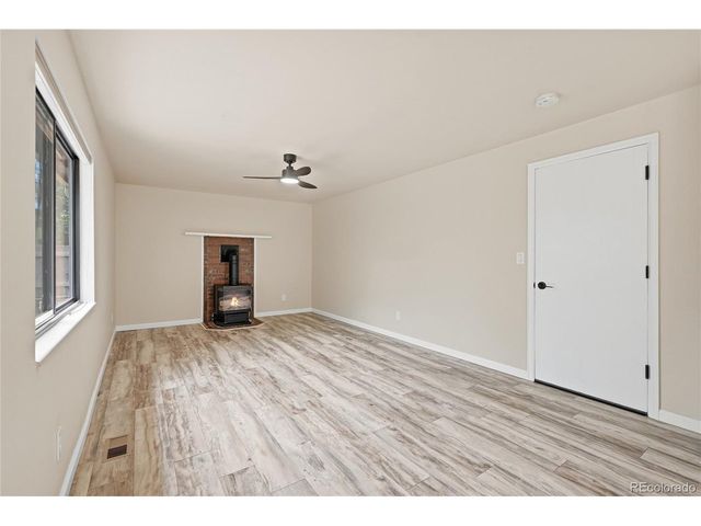 5762 Colby Ct, Fort Collins, CO 80525