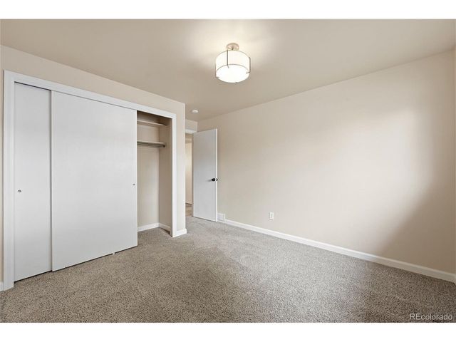5762 Colby Ct, Fort Collins, CO 80525
