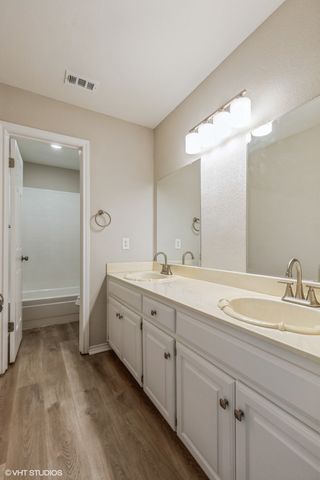 4509 Scenic Drive, Rowlett, TX 75088