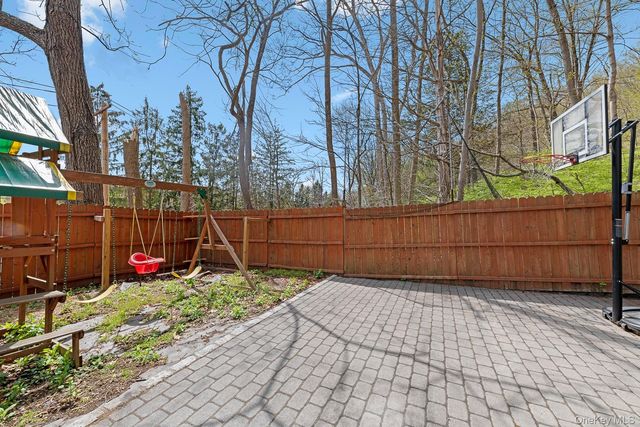 168 Pound Ridge Road, Bedford, NY 10506