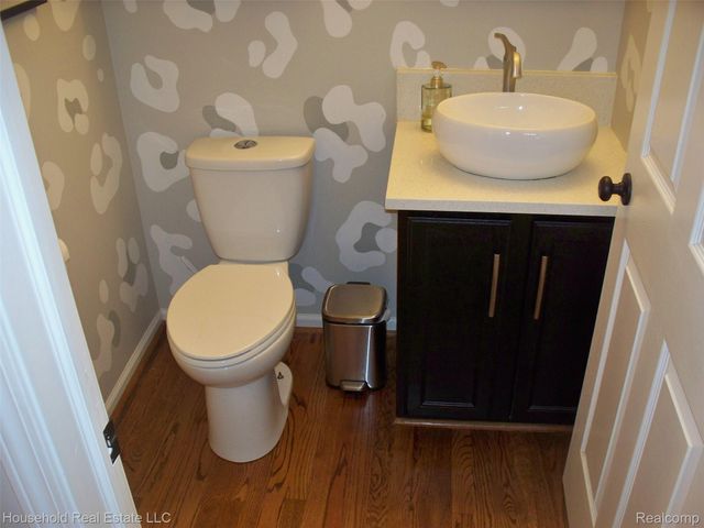 2933 Augusta Drive, Commerce Charter Township, MI 48382