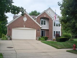 2933 Augusta Drive, Commerce Charter Township, MI 48382