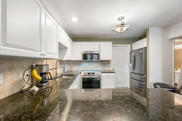 54661 Bellingham Drive, Shelby Twp, MI 48316