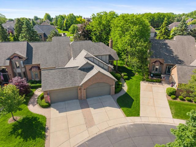 54661 Bellingham Drive, Shelby Twp, MI 48316