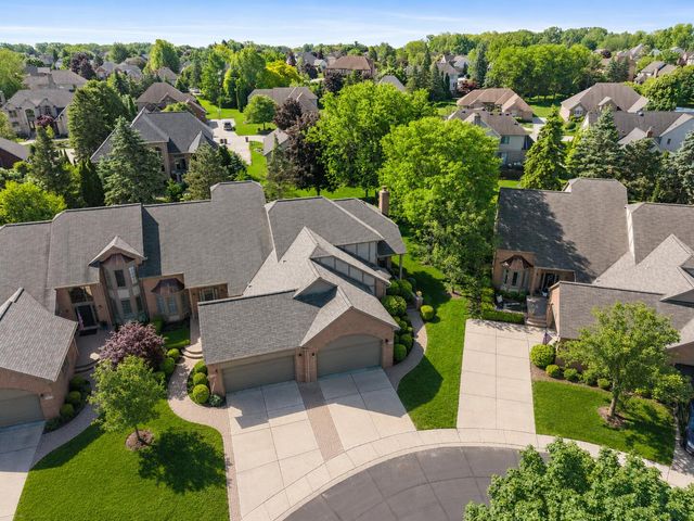 54661 Bellingham Drive, Shelby Twp, MI 48316