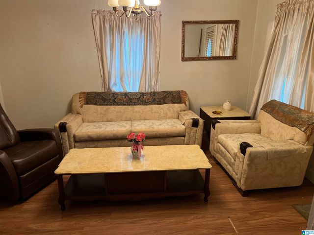 628 7TH AVENUE N, Bessemer, AL 35020