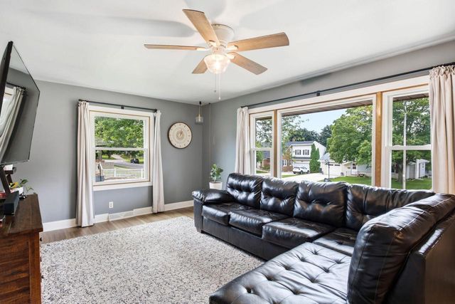 303 S 16th AVENUE, West Bend, WI 53095