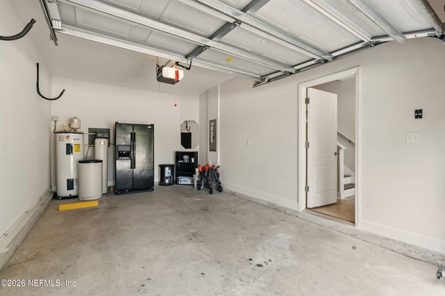 4372 ELLIPSE Drive, Jacksonville, FL 32246