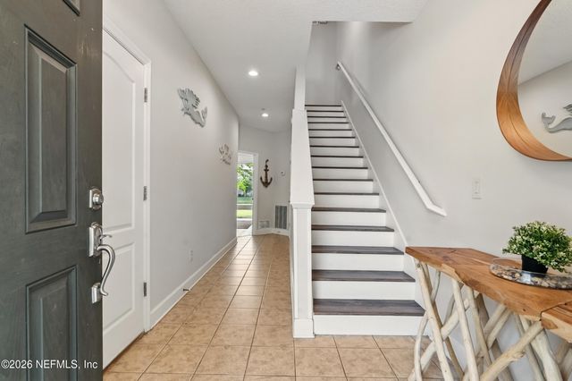 4372 ELLIPSE Drive, Jacksonville, FL 32246