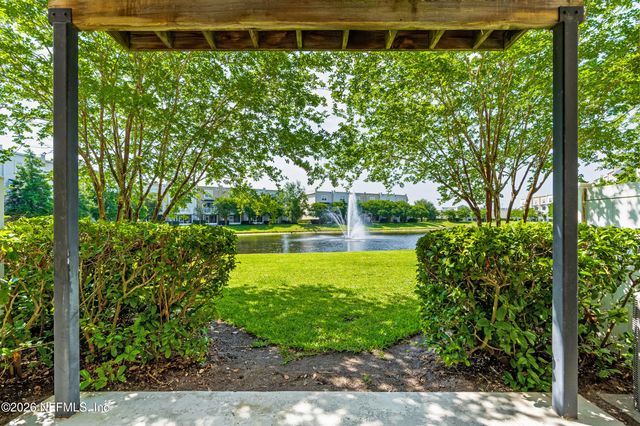 4372 ELLIPSE Drive, Jacksonville, FL 32246