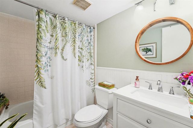 1870 PINE RIDGE WAY W D2, Palm Harbor, FL 34684