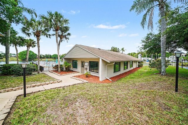 1870 PINE RIDGE WAY W D2, Palm Harbor, FL 34684