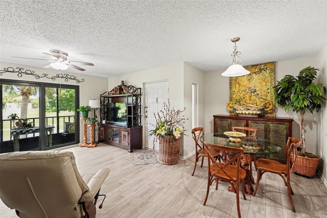 1870 PINE RIDGE WAY W D2, Palm Harbor, FL 34684