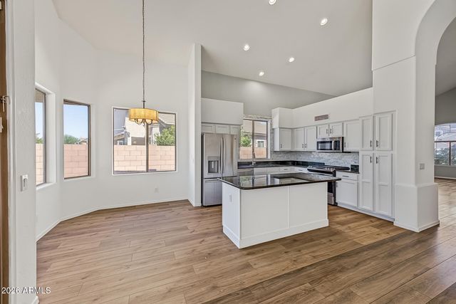 6160 S KIMBERLEE Way, Chandler, AZ 85249