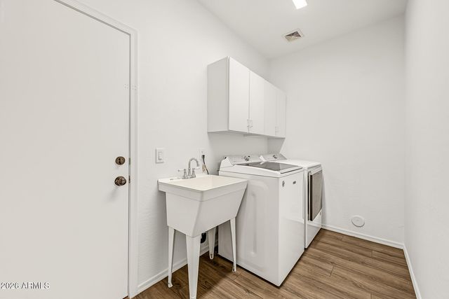 6160 S KIMBERLEE Way, Chandler, AZ 85249