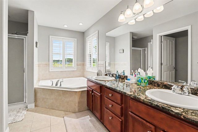 7195 Kendall Arbor Avenue, Kalamazoo, MI 49009