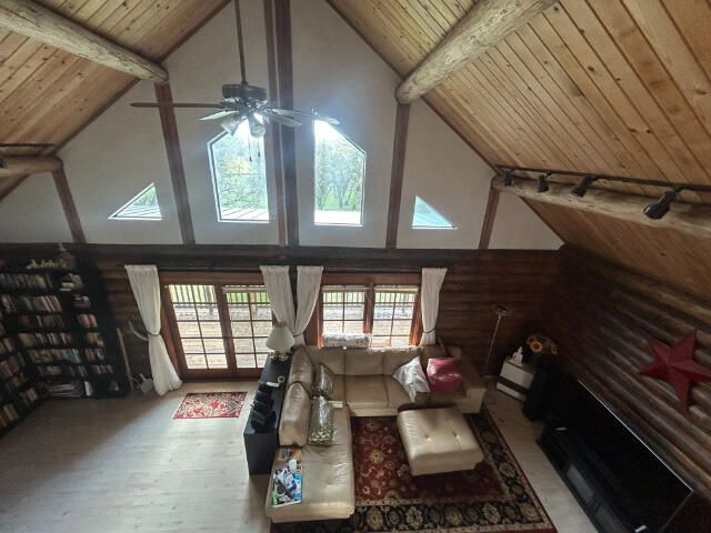 16715 Golden Arrow Drive, Cottonwood, CA 96022