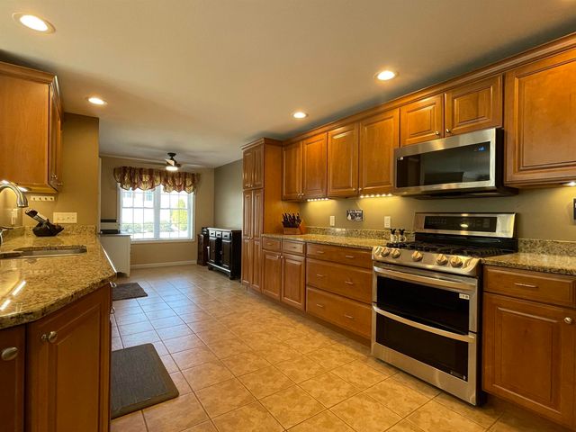 26 FORREST Street, Hampstead, NH 03826