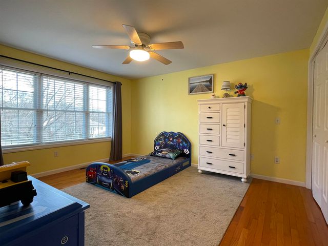 26 FORREST Street, Hampstead, NH 03826