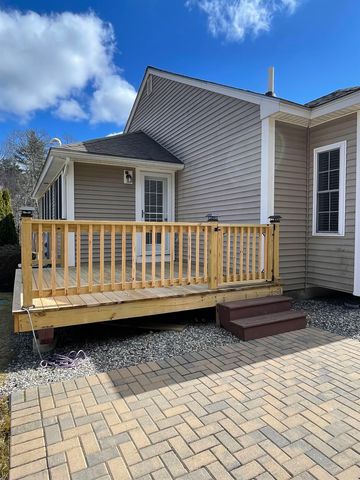 26 FORREST Street, Hampstead, NH 03826